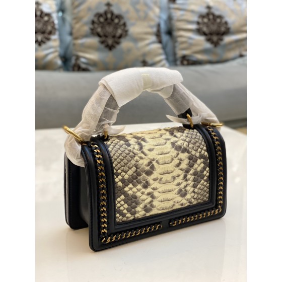 𝗖𝗵𝗮𝗻𝗲𝗹 𝗟𝗲𝗯𝗼𝘆 进口蟒蛇皮 内配小羊皮 最新款重金属手柄包