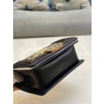 𝗖𝗵𝗮𝗻𝗲𝗹 𝗟𝗲𝗯𝗼𝘆 进口蟒蛇皮 内配小羊皮 最新款重金属手柄包