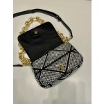 Prada crystal bag 🎉 1BD329
