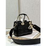 LADY DIOR 95.22 "Runway Model