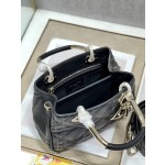 LADY DIOR 95.22 "Runway Model