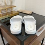 Gucci's new beach slipper collection