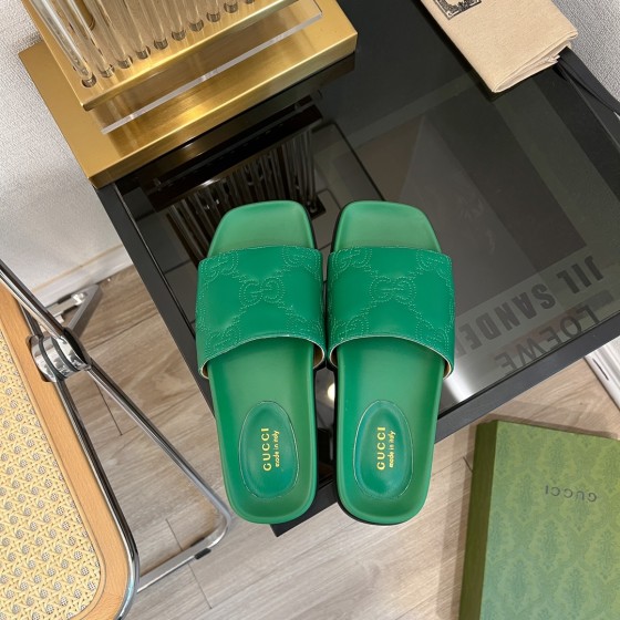 Gucci's new beach slipper collection