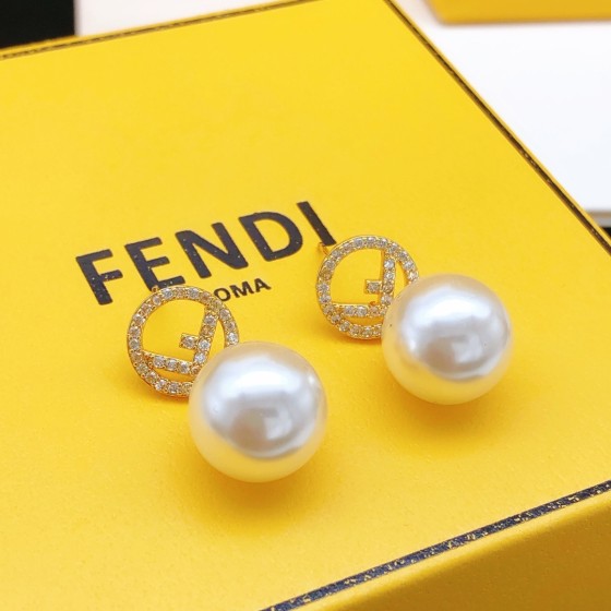 FENDI Ear Studs F with Diamond Hanging Pearl