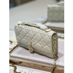 Dior Pearl Handbag Model: 0980