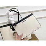 Burberry shopping bag
