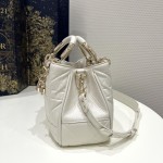 DIOR LADY最新95-22系列