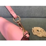 Valentino calfskin handbag 👜underarm bag Model: 1133 star diamond ▪️Drill buckle version