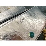 Valentino calfskin handbag 👜underarm bag Model: 1133