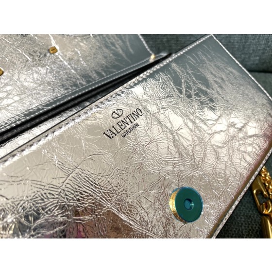 Valentino calfskin handbag 👜underarm bag Model: 1133