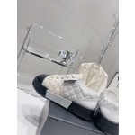 CHANEL cotton candy diamond pattern biscuit shoes