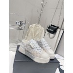 CHANEL cotton candy diamond pattern biscuit shoes