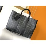 Louis Vuitton M46451 black flower as Sac Plat series
