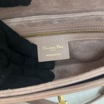 Dior 蒙田avenue  M9260复古粉