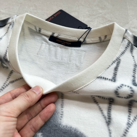 Louis Vuitton Four Leaf Grass Twisted Dyed Round Neck Short Sleeve