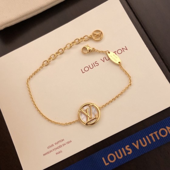 Louis Vuitton Necklace