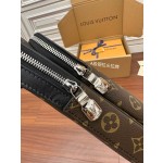 Louis Vuitton's exclusive debut model: M46327 Super Enhanced Edition