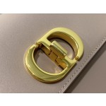 Dior's latest 30 Montaigne Avenue series 0322