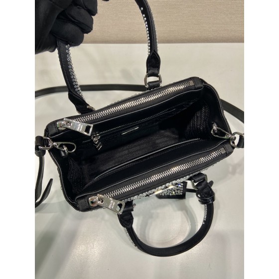 Prada Crystal Killer Bag 🎉 1BA906