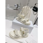 Dior's latest popular woven sandals