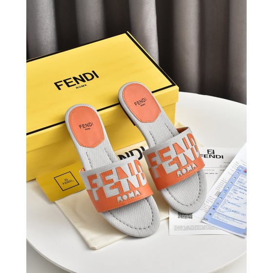 Fendi Flat Sandals