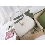 GUCCI shoulder backpack model ✨ model ✨ seven hundred and twenty-six thousand two hundred and seventy-four