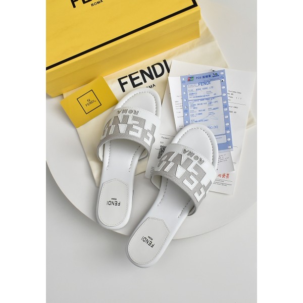 Fendi Flat Sandals