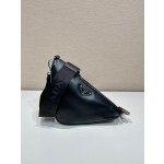 Prada triangle bag 🎉 2VH155 Plain