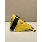 Prada triangle bag 🎉 2VH155 Plain