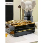 𝗖𝗛𝗔𝗡𝗘𝗟𝐒𝐒𝐒 2023 Early Spring Game console series pairing