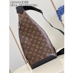 Louis Vuitton-Shoulder Bag Stitching Monogram Canvas and Taiga Calfskin