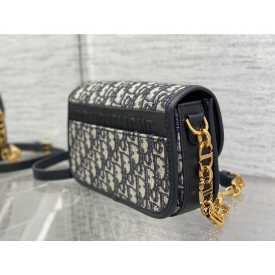 Dior's latest 30 Montaigne Avenue series 0322