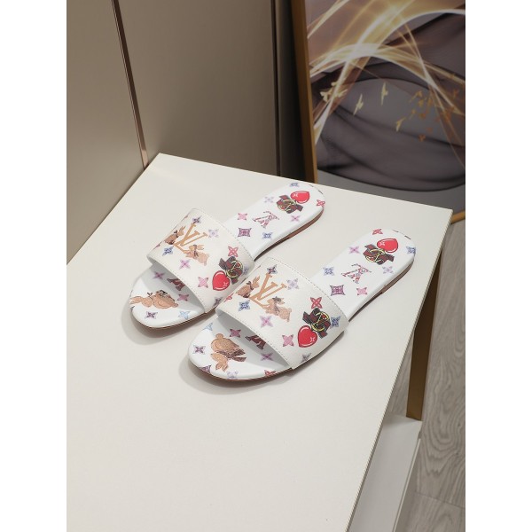 Louis Vuitton New Flat Low Slotted Trailer