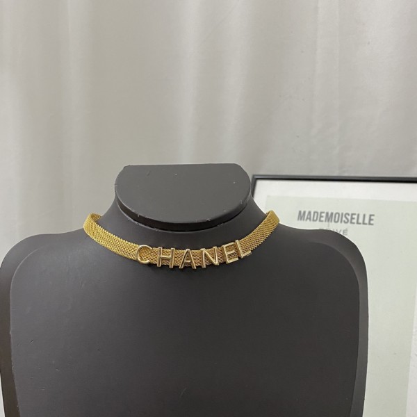 CHANEL necklace