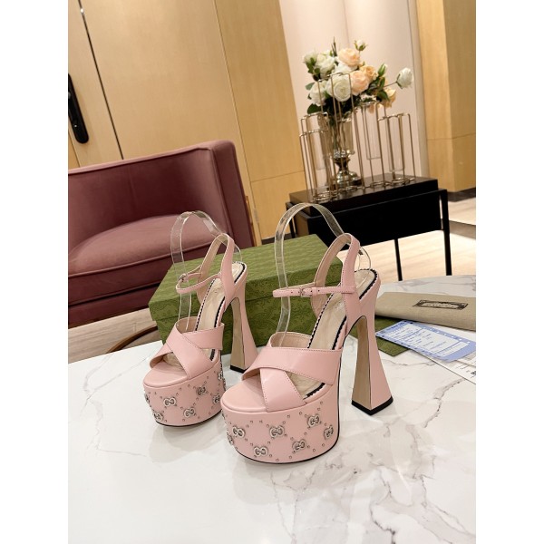 Gucci runway show water platform popular sandals