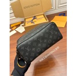 Louis Vuitton's exclusive debut model: M46354 Super Enhanced Edition