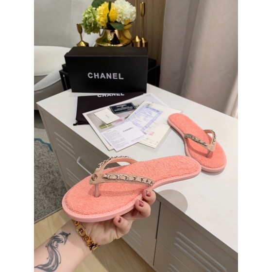 CHANEL denim chain herringbone slippers