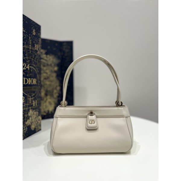 DIOR new Key handbag series