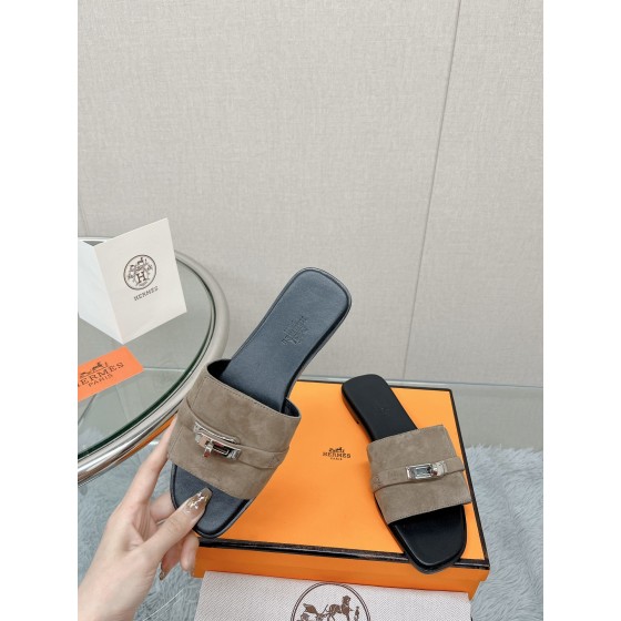 Hermes Kelly buckle up slippers