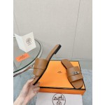 Hermes Kelly buckle up slippers