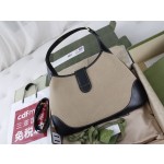 GUCCI shoulder backpack model ✨ model ✨ seven hundred and twenty-six thousand two hundred and seventy-four