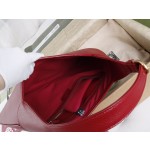 GUCCI shoulder backpack model ✨ model ✨ seven hundred and twenty-six thousand two hundred and seventy-four