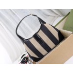 GUCCI shoulder backpack model ✨ model ✨ seven hundred and twenty-six thousand two hundred and seventy-four