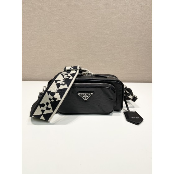 Prada Boston 🎉 1BH198 runway style