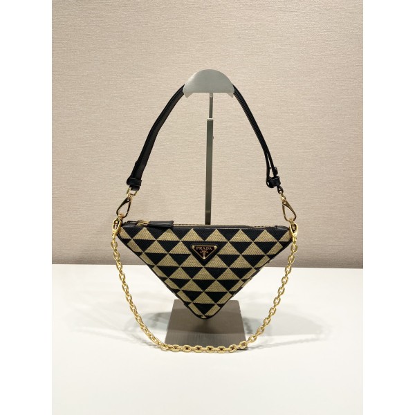 Prada embroidered triangular bag 🎉 1BC543