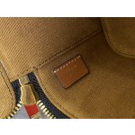 CELINE Mini Makeup Bag/Small Box Model: 10J763