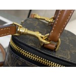 CELINE Mini Makeup Bag/Small Box Model: 10J763