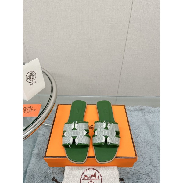 Hermes Classic Slippers
