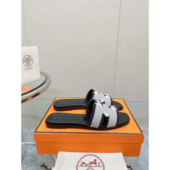 Hermes Classic Slippers