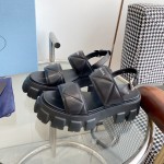 Prada 轮胎锯齿松糕厚底凉鞋